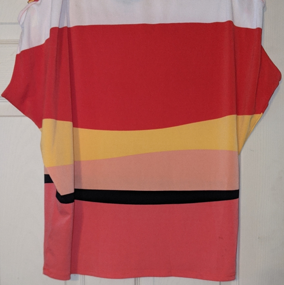 Bold Elements Cut Out Shoulder Top - image 2